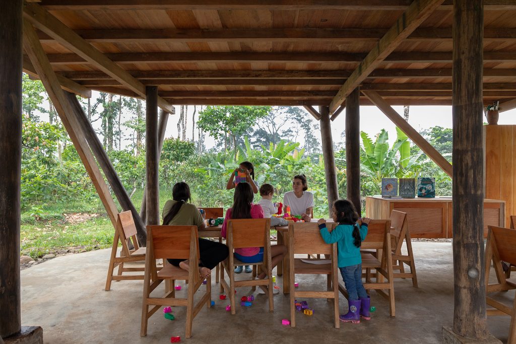 Escuela Comunitaria Yuyarina Pacha l Al Borde Arquitectos I JAG Studio